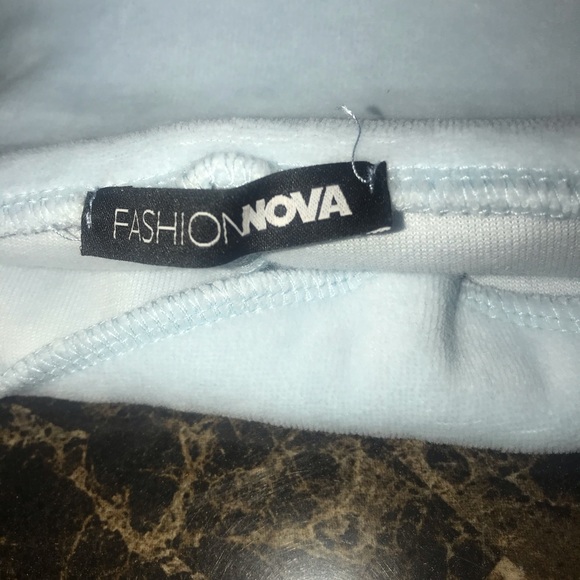 Crop hoodie with matching shorts - Picture 4 of 5